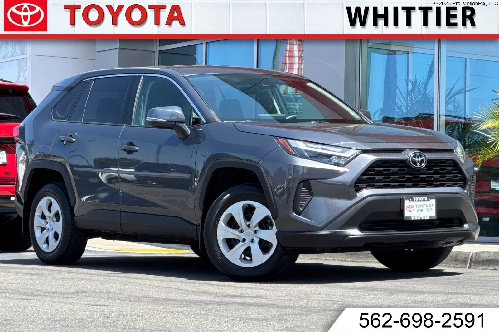 2025 Toyota RAV4 LE FWD's photo