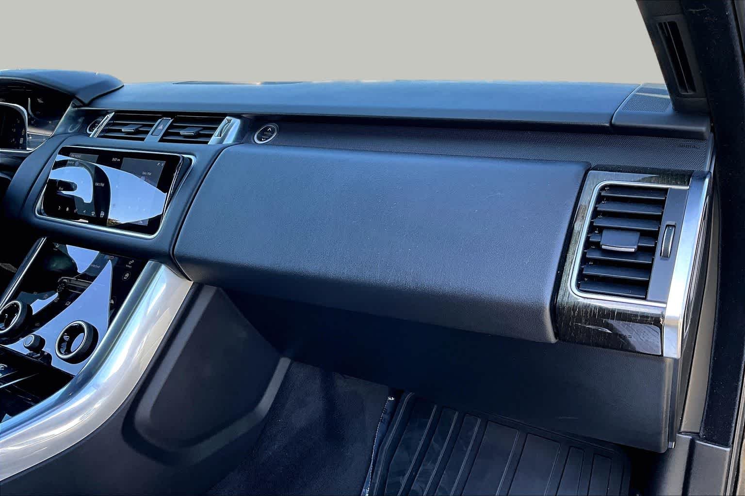 Used 2020 Borealis Black Metallic Land Rover HSE image 18