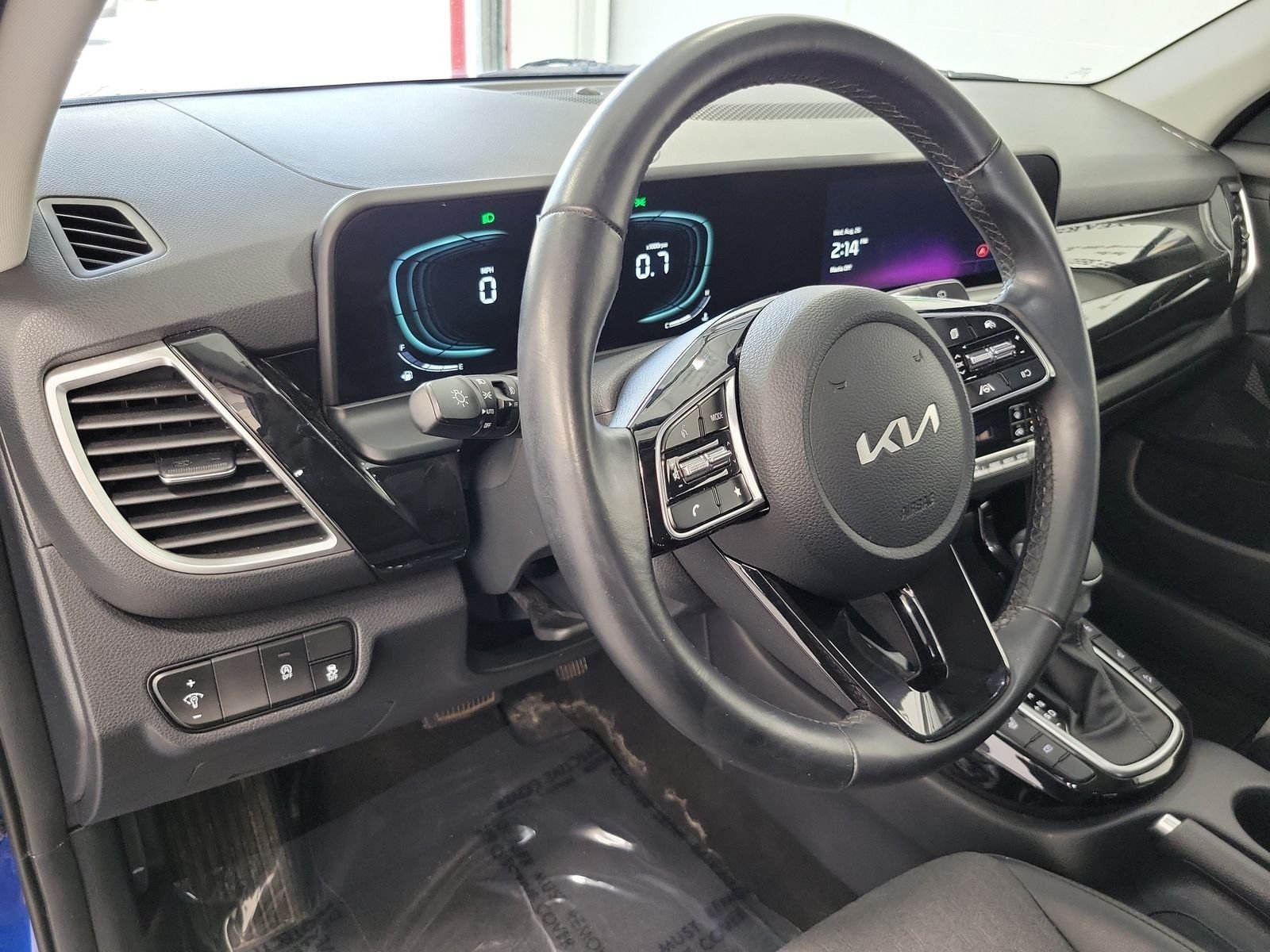Used 2025 Blue Kia S image 10