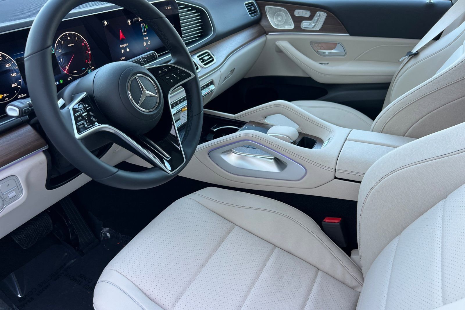 New 2026 Polar White Mercedes-Benz 450 image 13