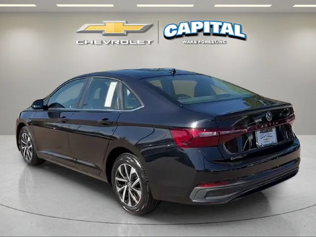 Used 2025  Volkswagen 1.5T S image 3