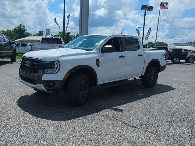 Used 2025 White Ford XLT image 5