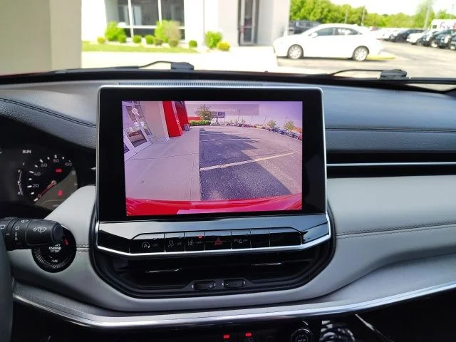 Used 2023 Red Jeep Limited image 18