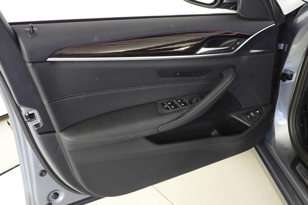 Certified Used 2023 Skyscraper Gray Metallic BMW 530e iPerformance image 11