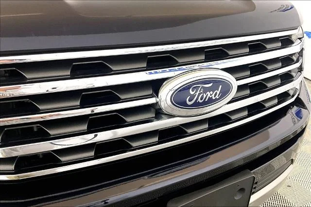 Certified Used 2021 Blue Metallic Ford XLT image 51