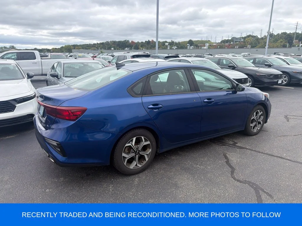 Used 2019 Blue Kia LXS image 2
