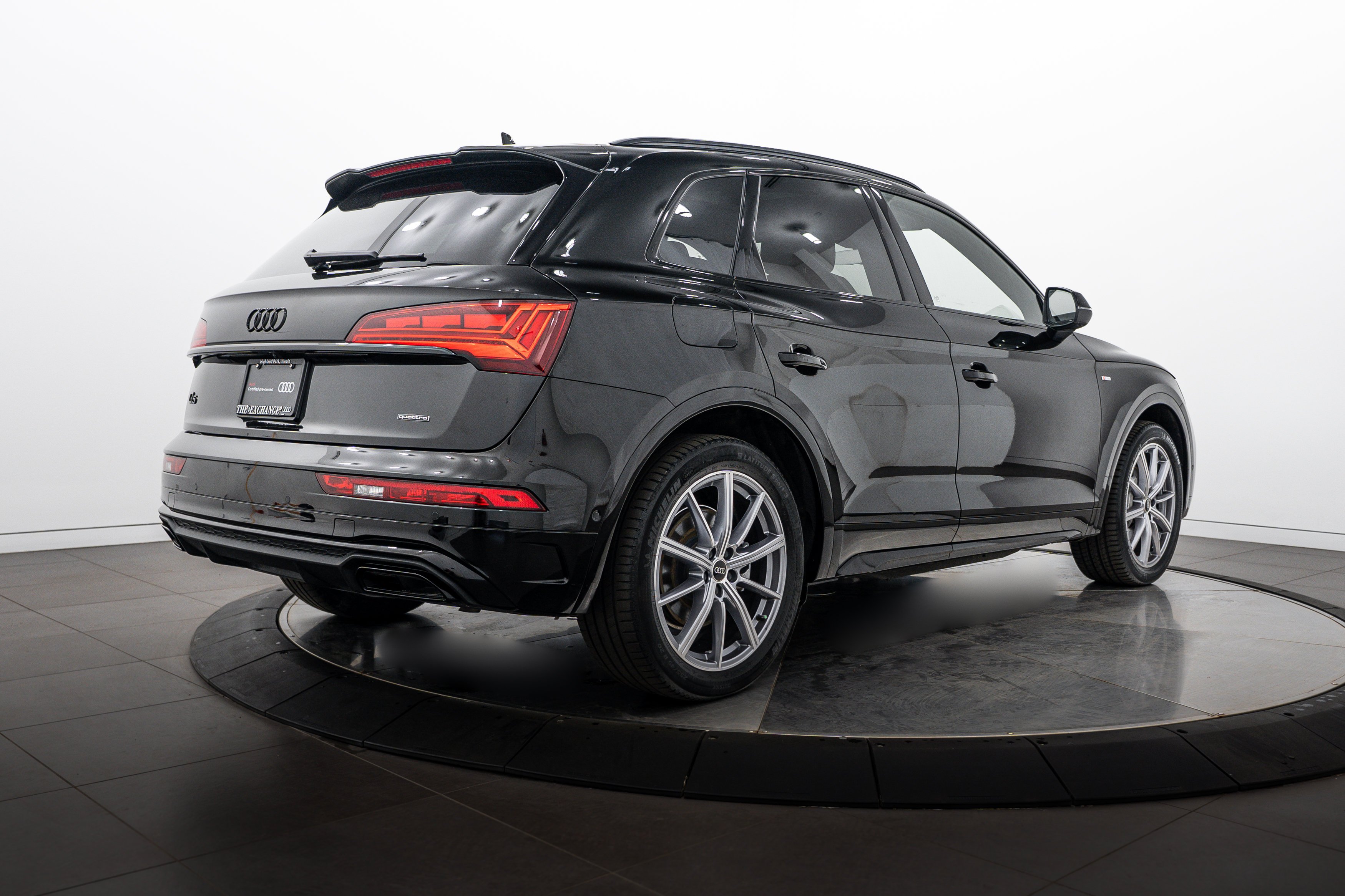 Certified Used 2023 Mythos Black Metallic Audi S line Prestige image 4