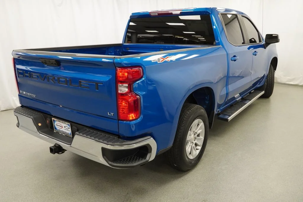 Certified Used 2022 Glacier Blue Metallic Chevrolet LT image 3