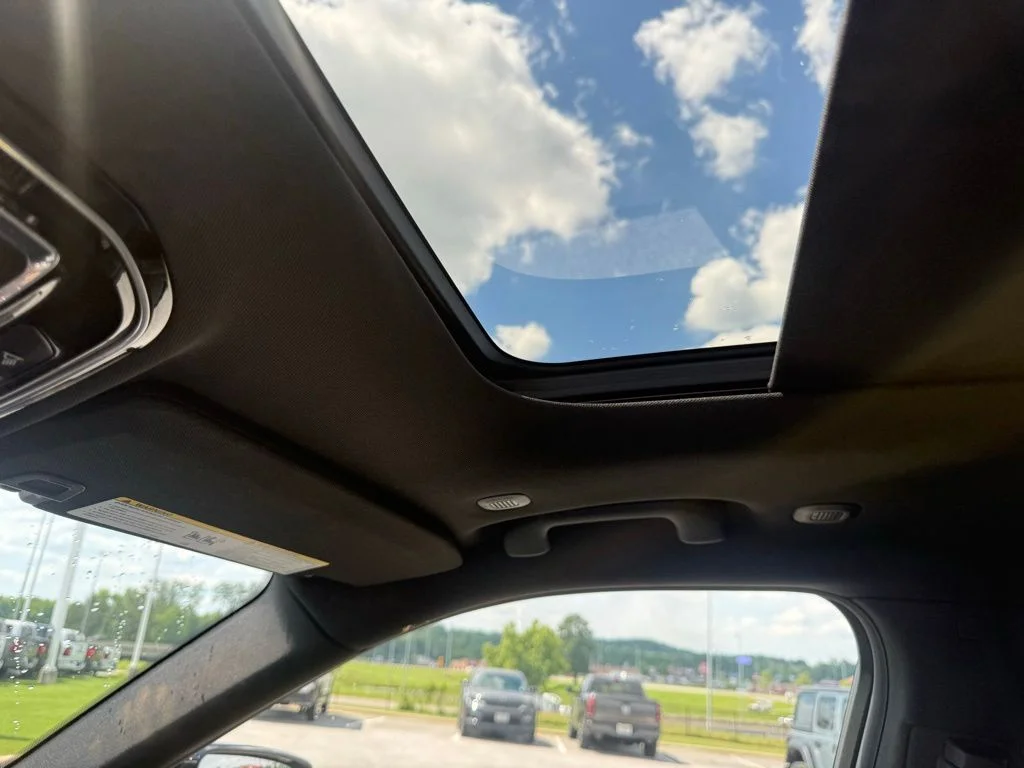 Used 2021 Black Jeep Overland image 14