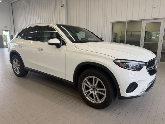 2023 Mercedes-Benz GLC GLC 300 4MATIC's photo