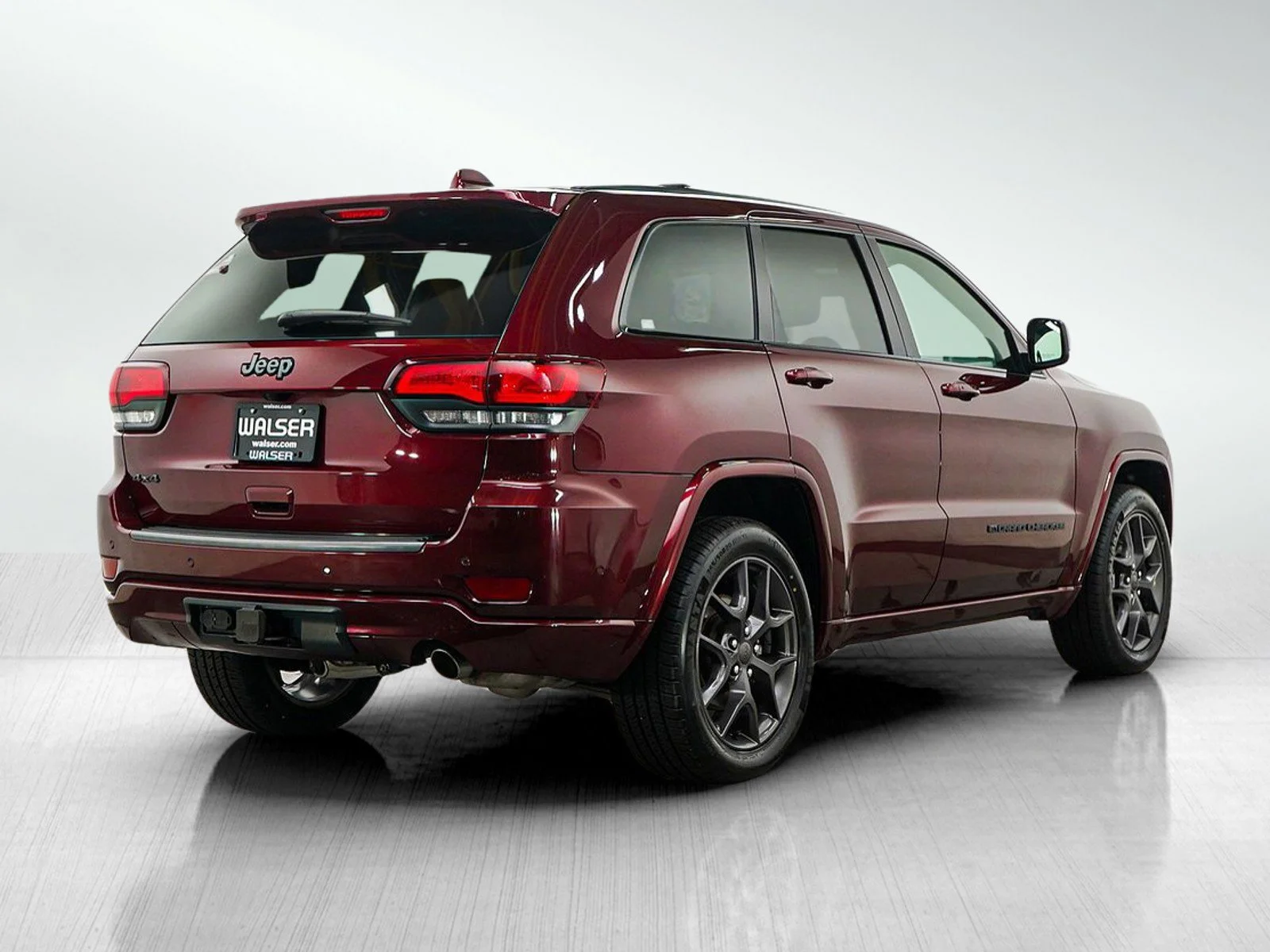 Used 2021 Velvet Red Pearlcoat Jeep Limited image 6