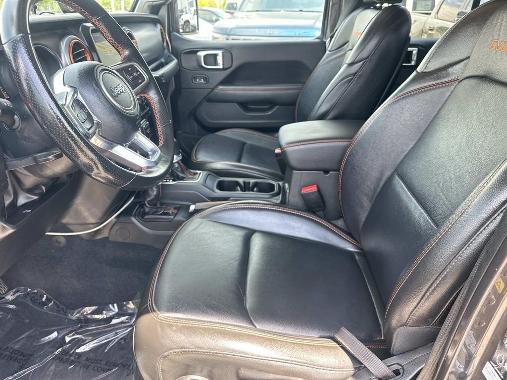 Used 2022 Gray Jeep Mojave image 16