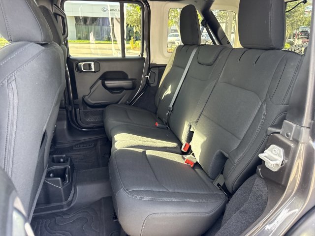 2020 Jeep Wrangler Unlimited Willys - Photo 23