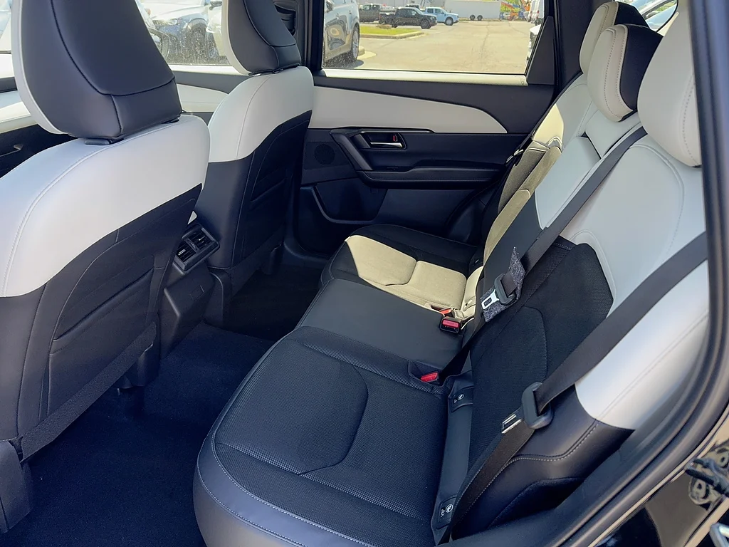 New 2026 Jet Black Mica Mazda 2.5 S Select AWD image 10