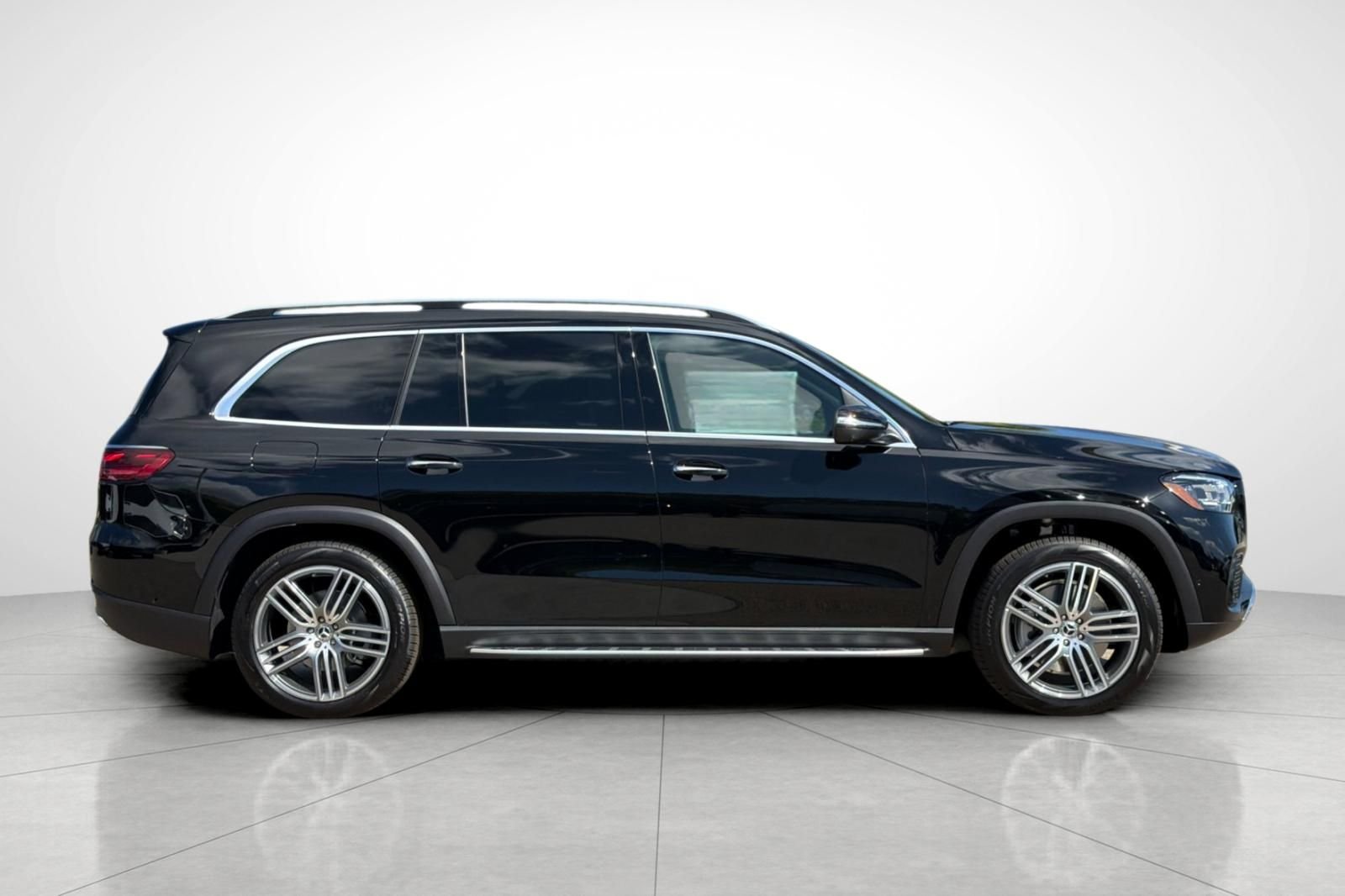 New 2026 Black Mercedes-Benz GLS 450 image 33