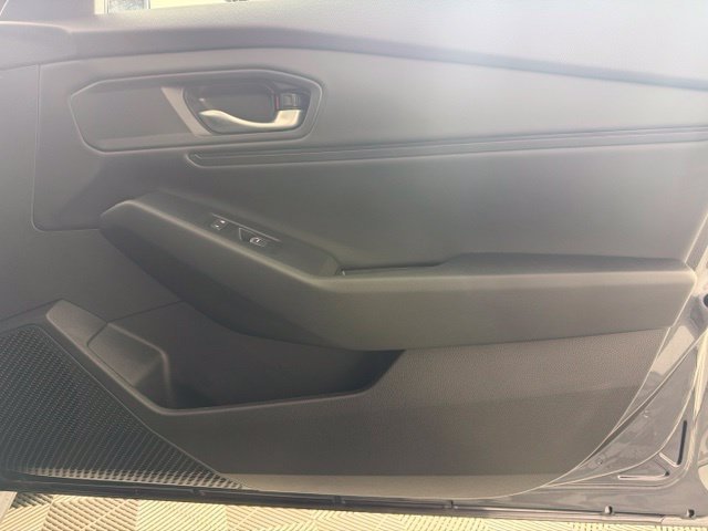 2025 Honda Accord SE - Photo 34