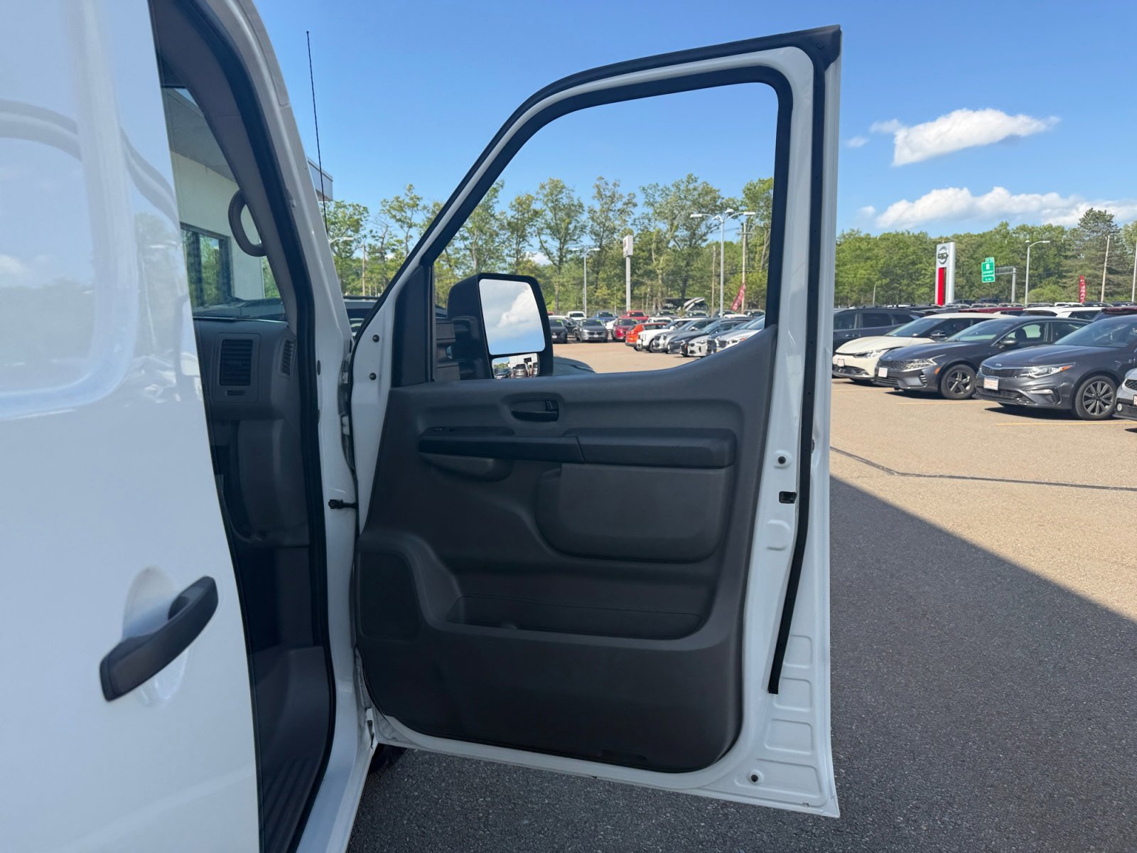 Used 2020 White Nissan SV image 30