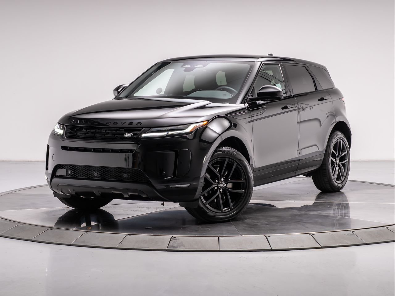 2026 Land Rover Range Rover Evoque