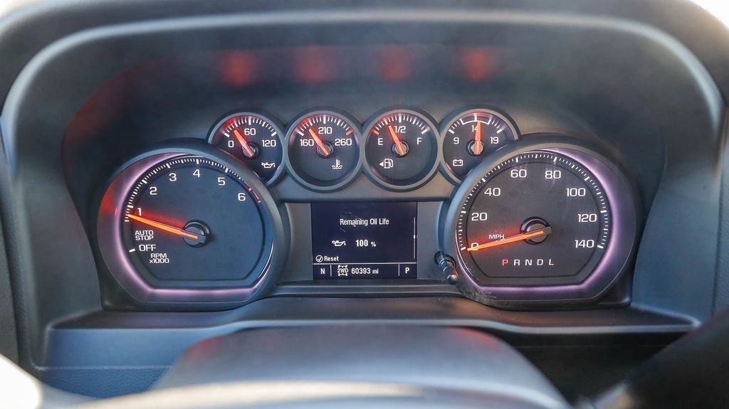 Used 2023 Summit White Chevrolet Custom image 27