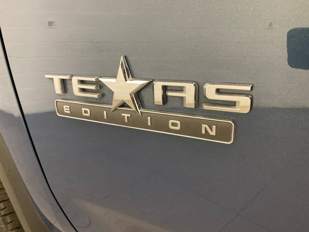 Used 2025 Blue Chevrolet LT image 12