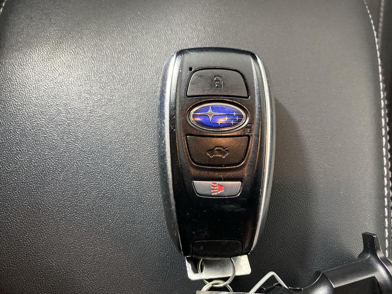 Used 2020 Magnetite Gray Metallic Subaru Limited image 18