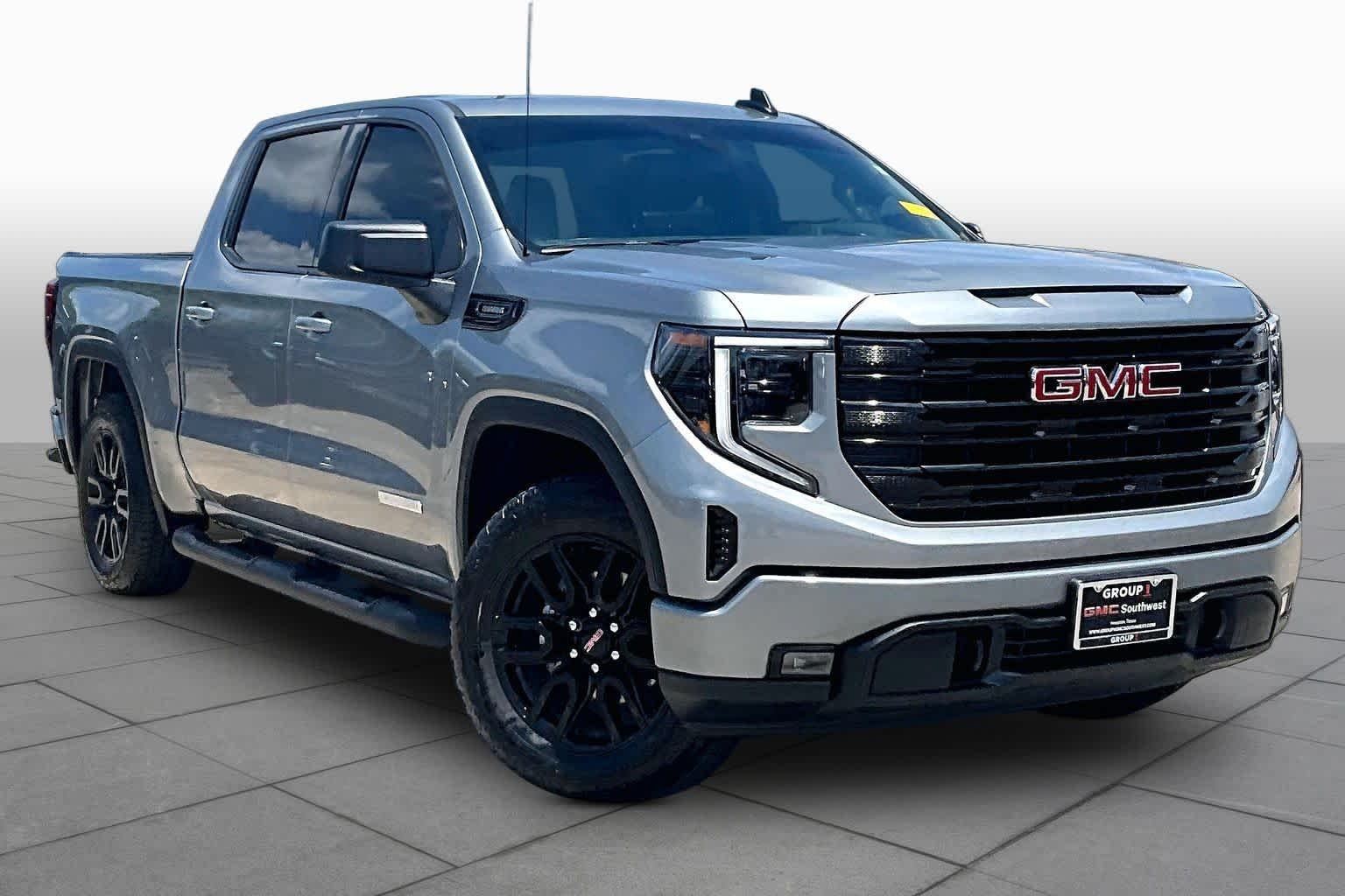 Used 2026 Sterling Metallic GMC Elevation image 3