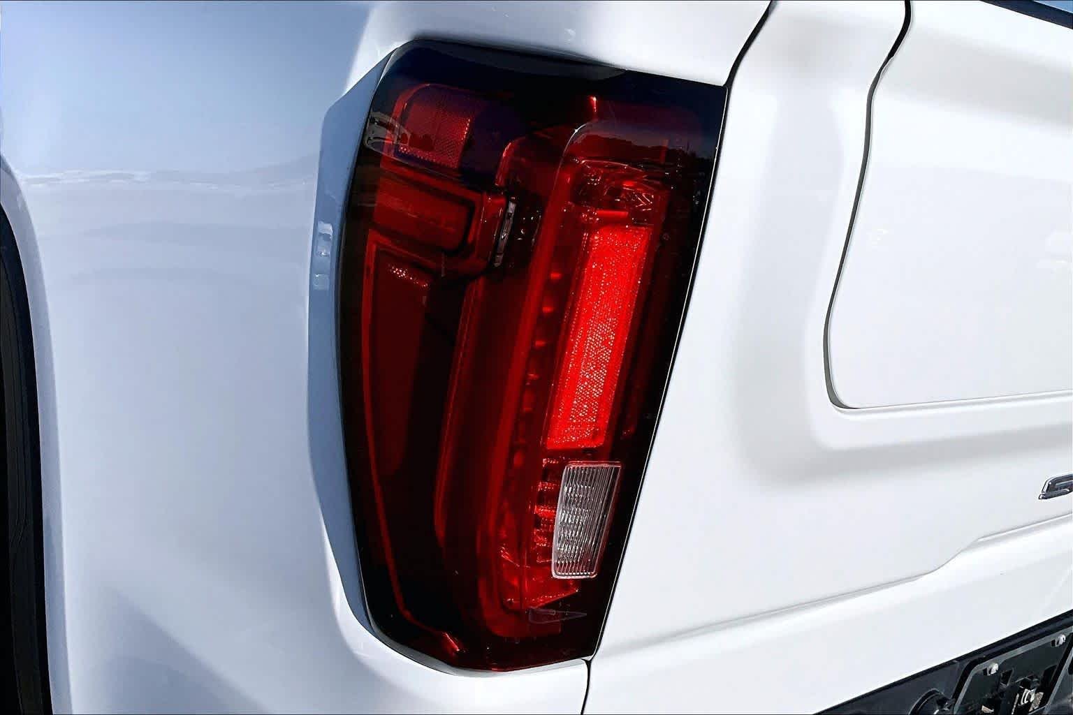 Used 2021 Summit White GMC SLT image 29
