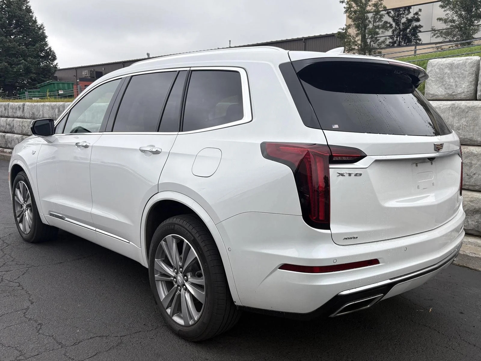 Used 2023 Crystal White Tricoat Cadillac AWD Premium Luxury image 4