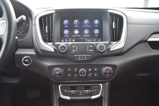 Used 2024 Black GMC SLT image 30