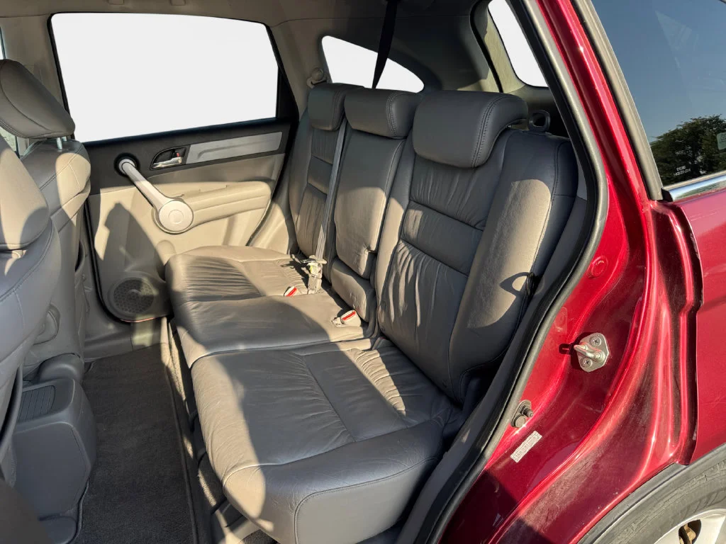 Used 2007 Tango Red Pearl Honda EX-L image 20