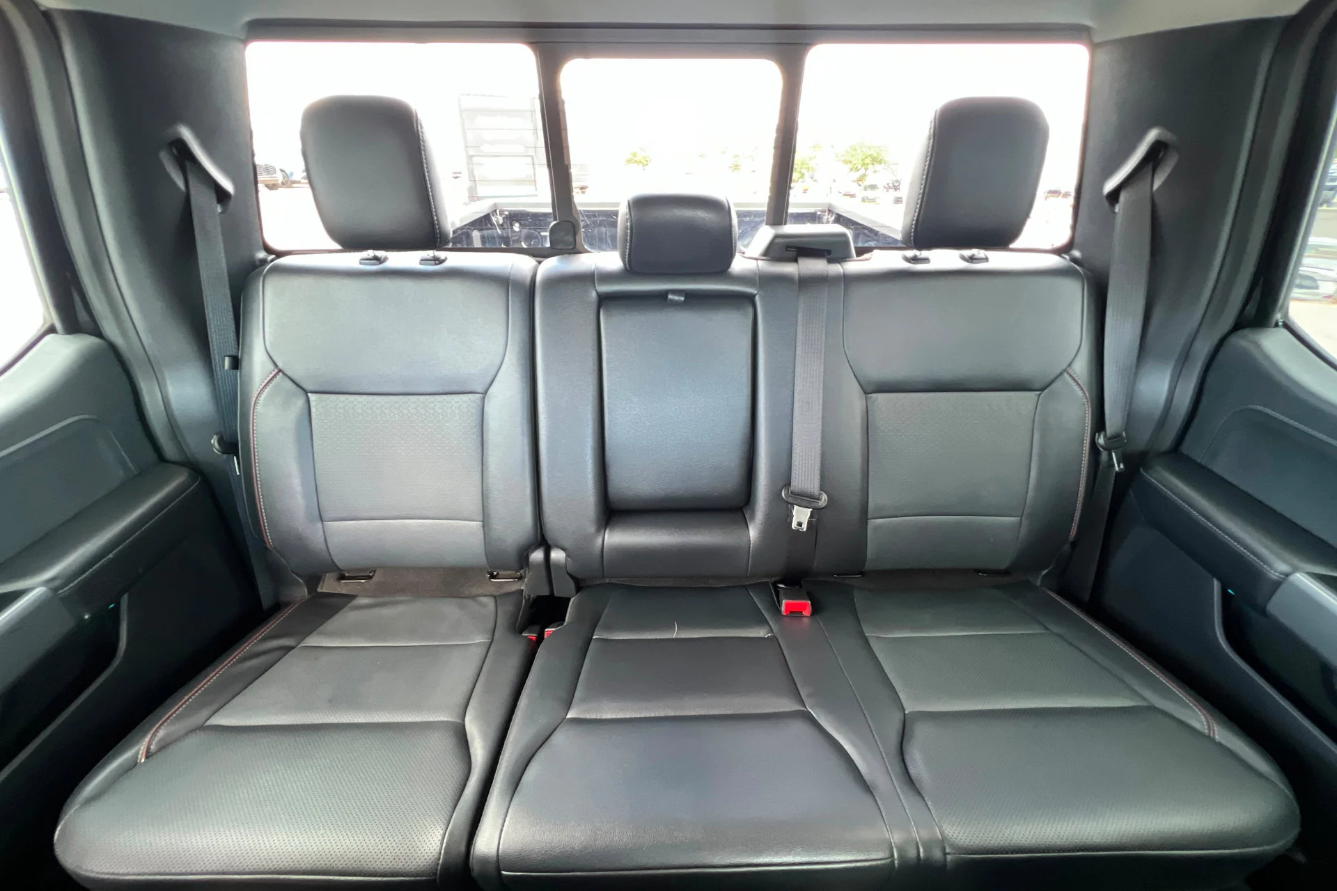 Used 2023 Agate Black Metallic Ford XL image 24