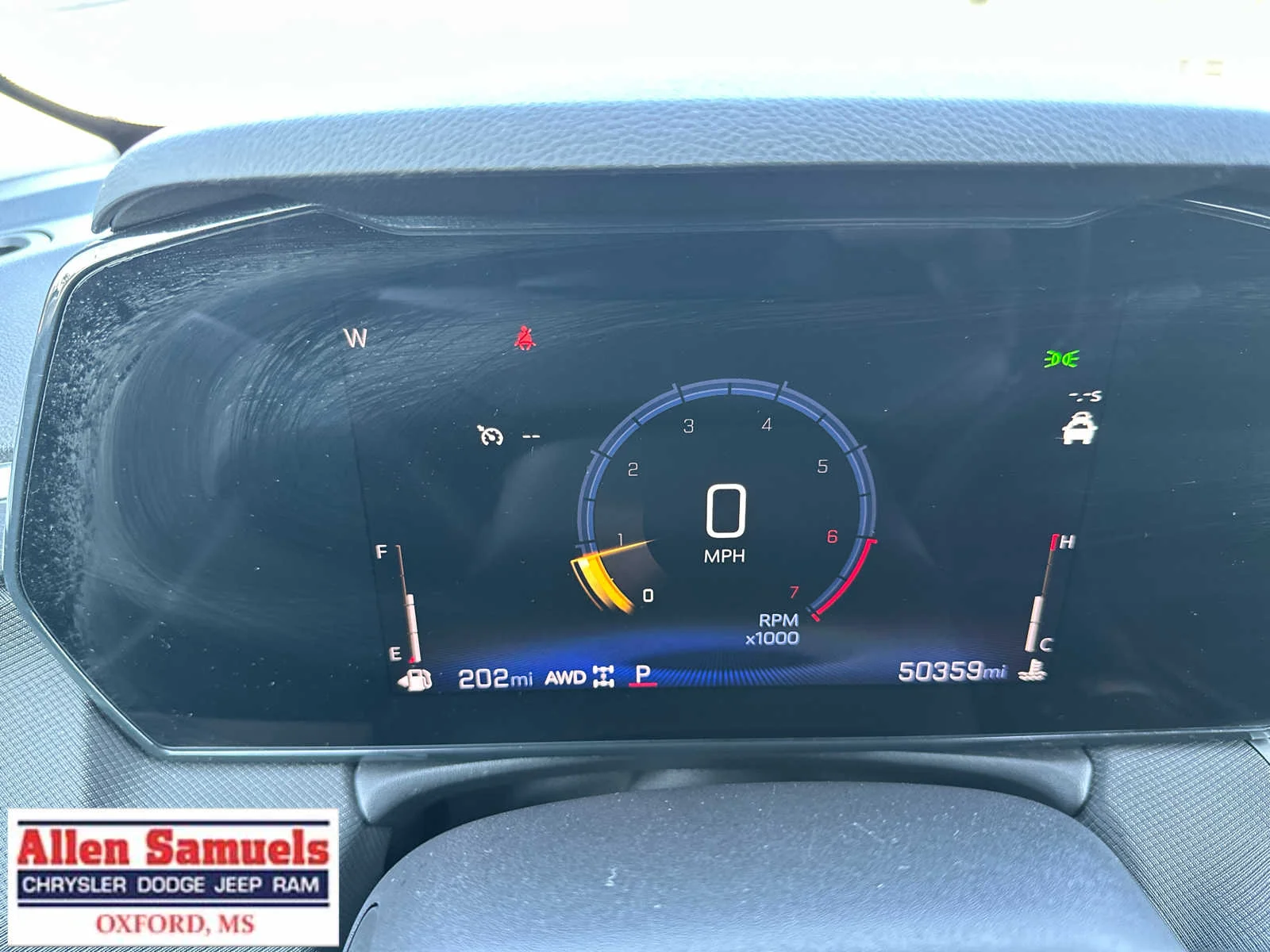 Used 2025 Mosaic Black Metallic Chevrolet LT image 19