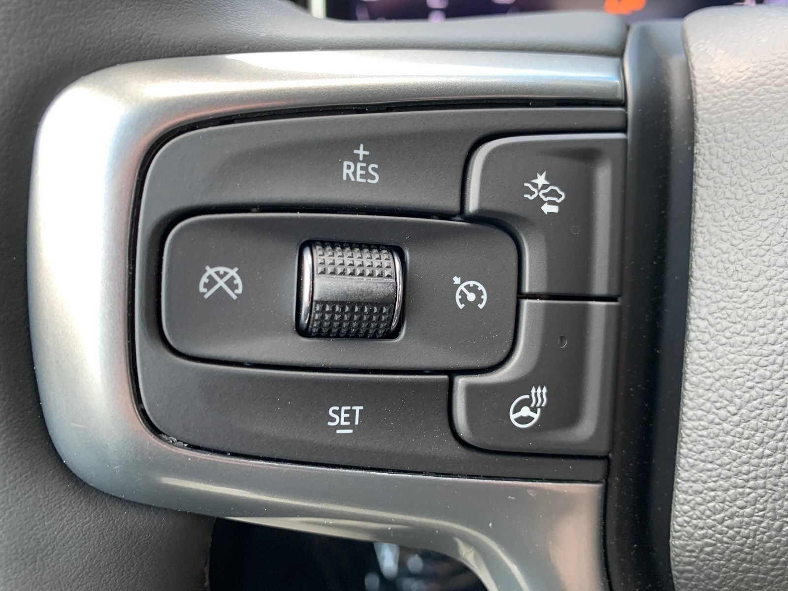 New 2026 Summit White Chevrolet LT (2FL) with Convenience Package - Trailering Package image 31