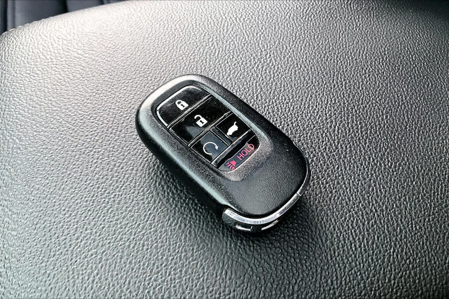 Used 2023 Lunar Silver Metallic Honda EX-L image 15