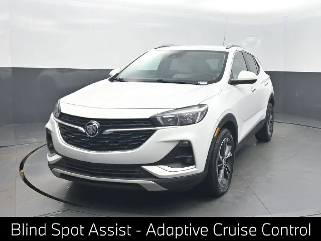 Used 2020 White Buick Select image 1