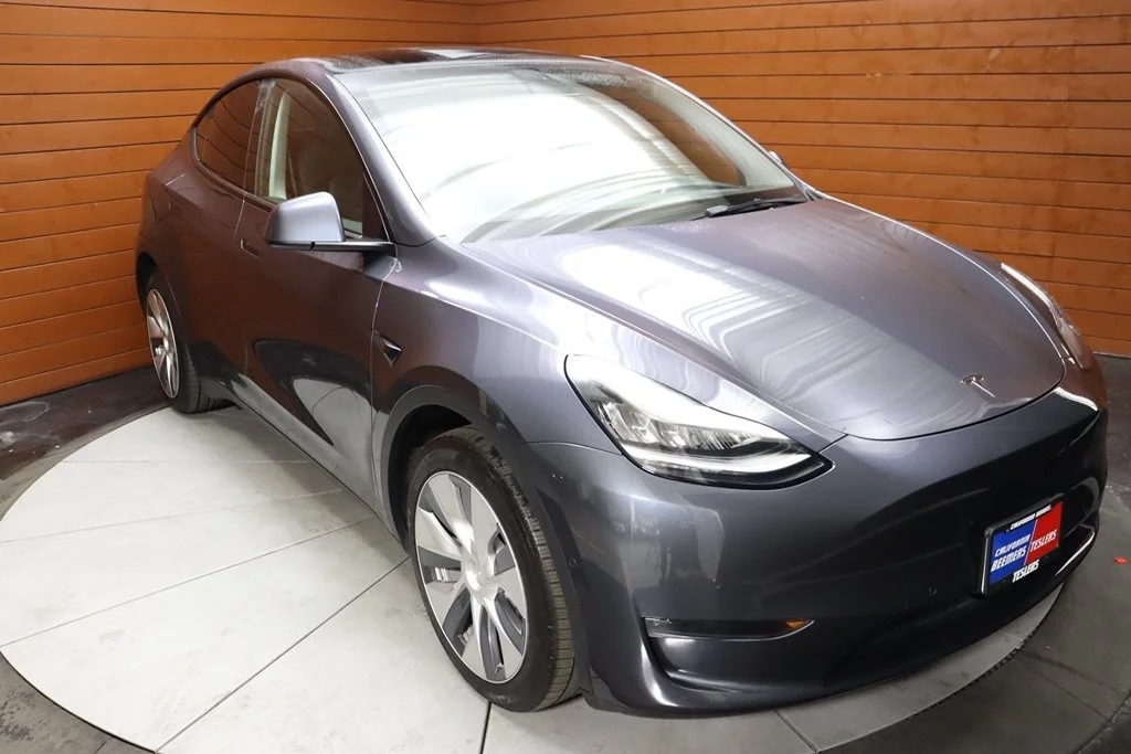 Used 2020 Solid Black Tesla Long Range image 14