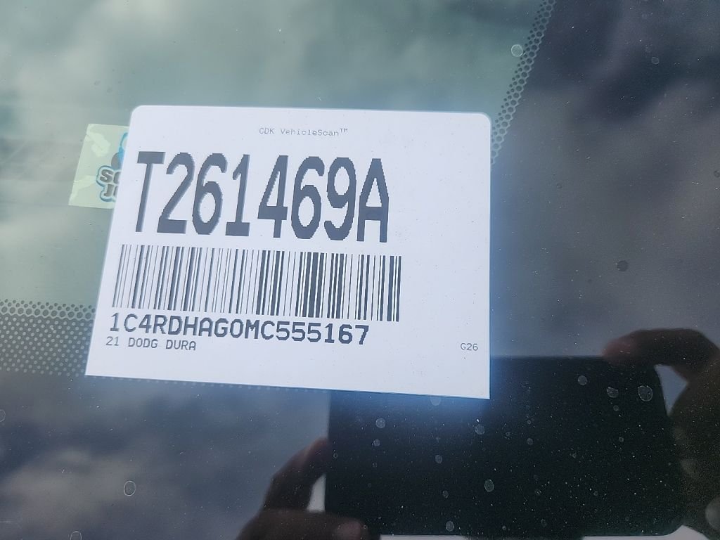 Used 2021 Gray Dodge SXT image 4
