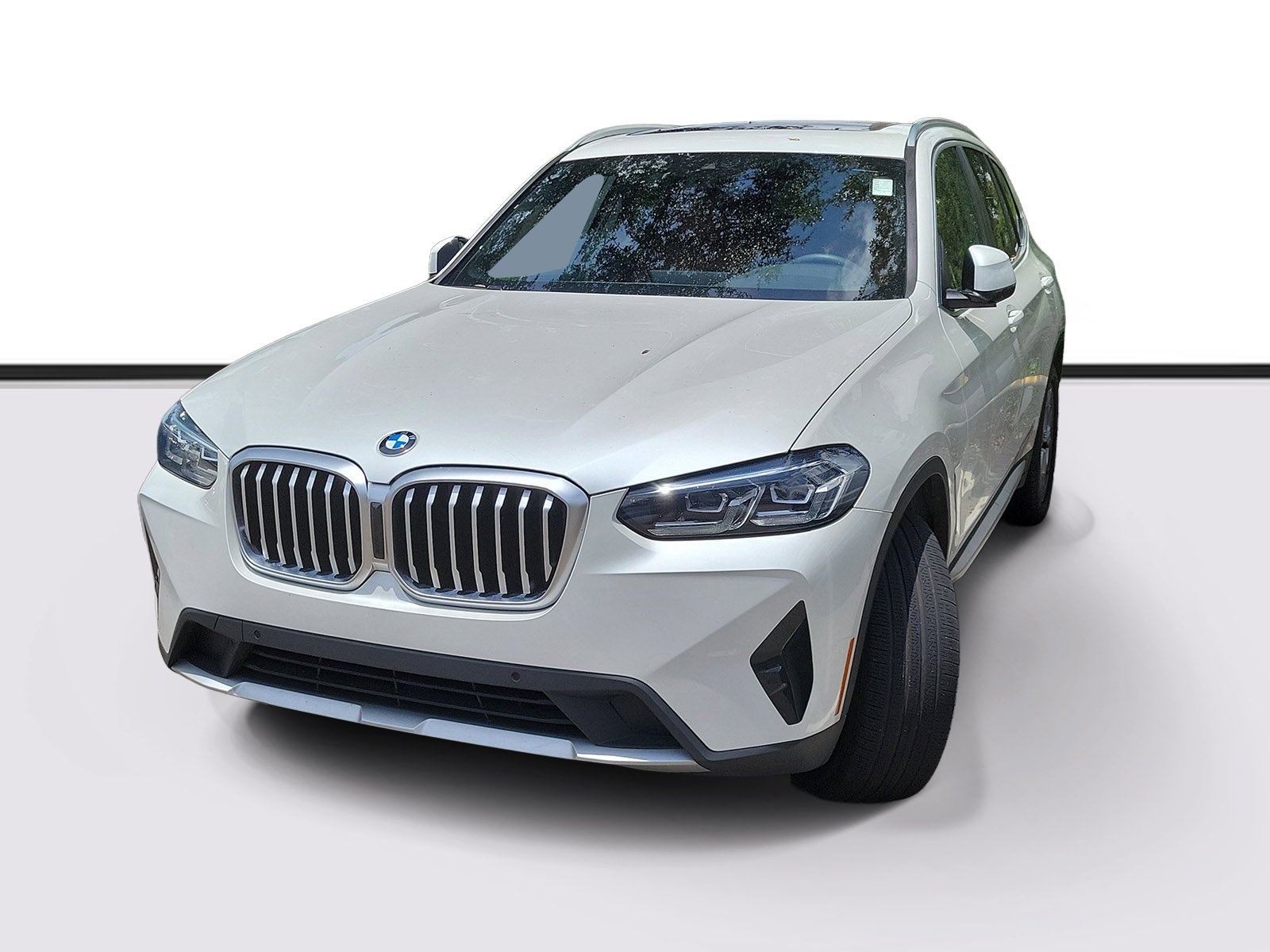 Certified Used 2024 Mineral White Metallic BMW xDrive30i image 3