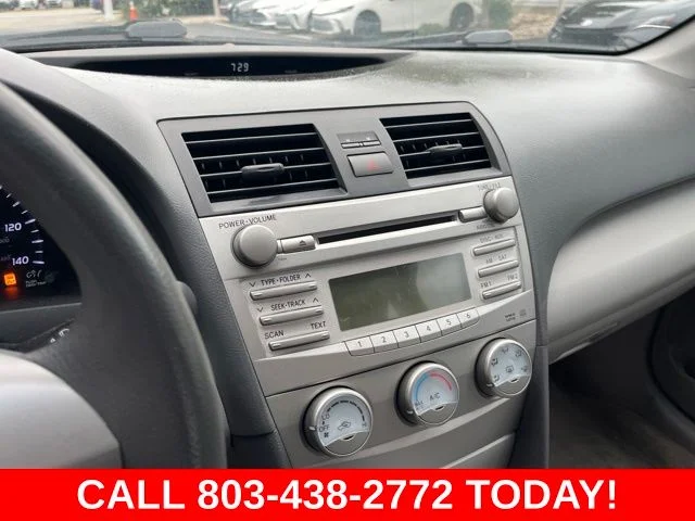 Used 2011 Red Toyota LE image 21