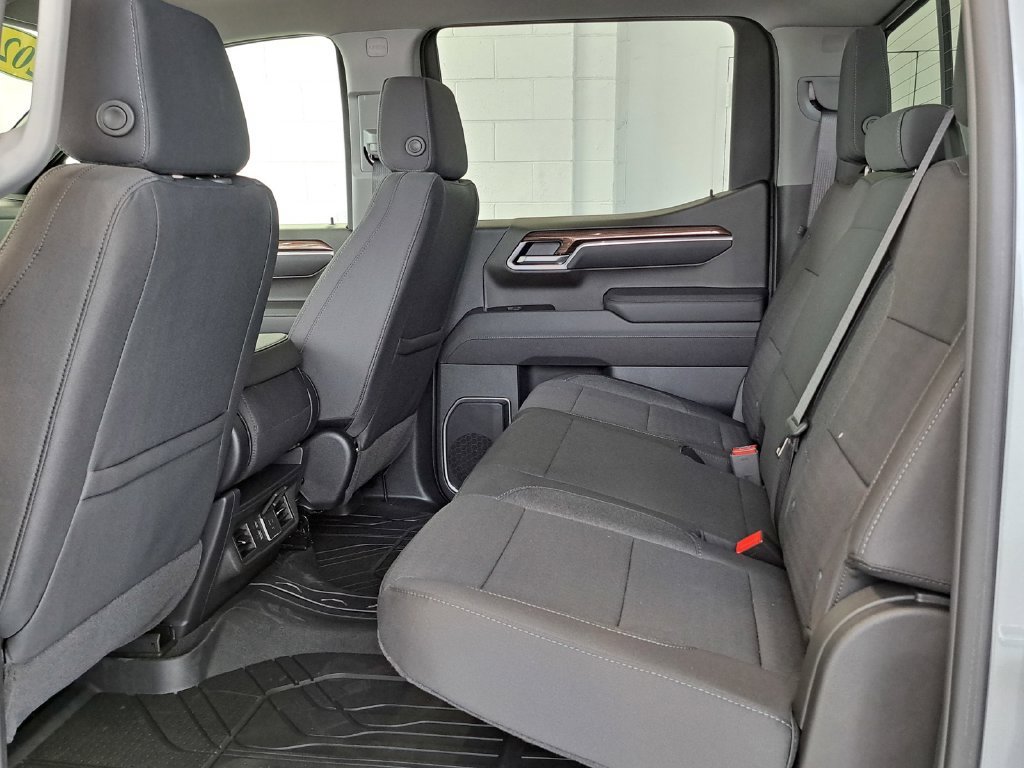 2026 Chevrolet Silverado 1500 LT - Photo 13