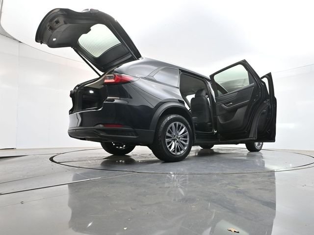 Used 2025 Black Mazda 3.3 Turbo Select image 39