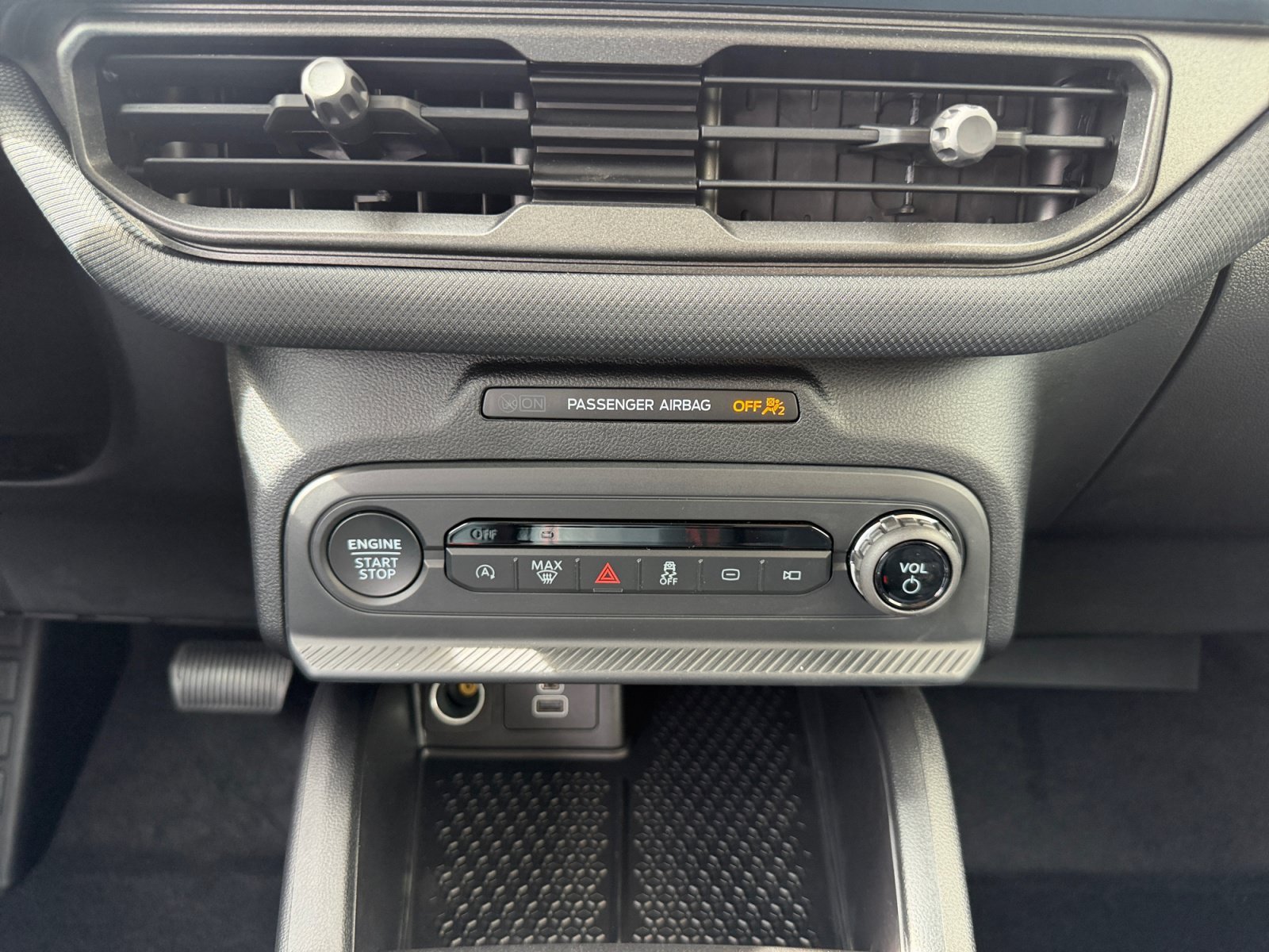 New 2026 Carbonized Gray Metallic Ford Heritage image 22