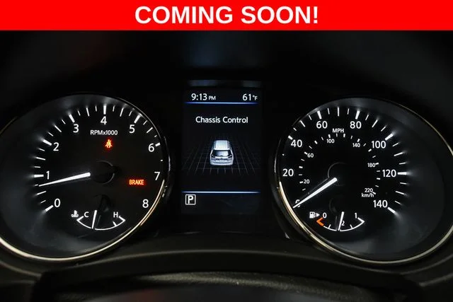 Used 2020 Silver Nissan S image 30