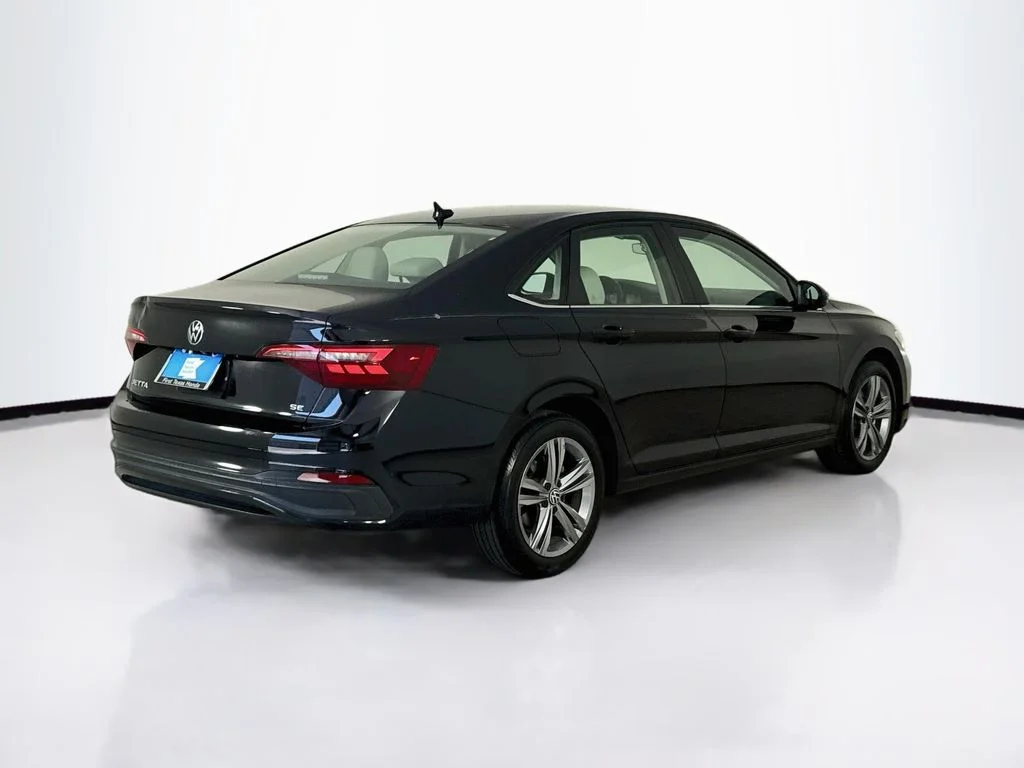 Used 2023 Deep Black Volkswagen 1.5T SE image 7