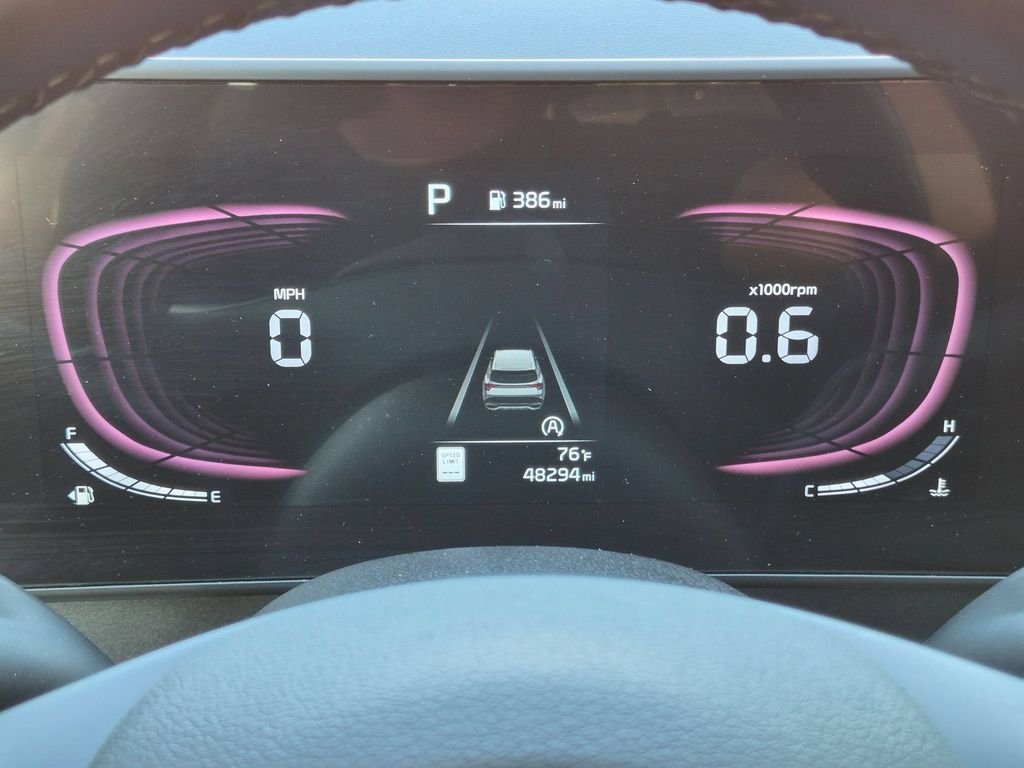 Used 2023 White Kia X-Line image 15