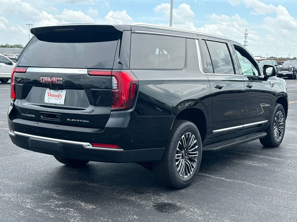 New 2026 Onyx Black GMC Elevation image 8
