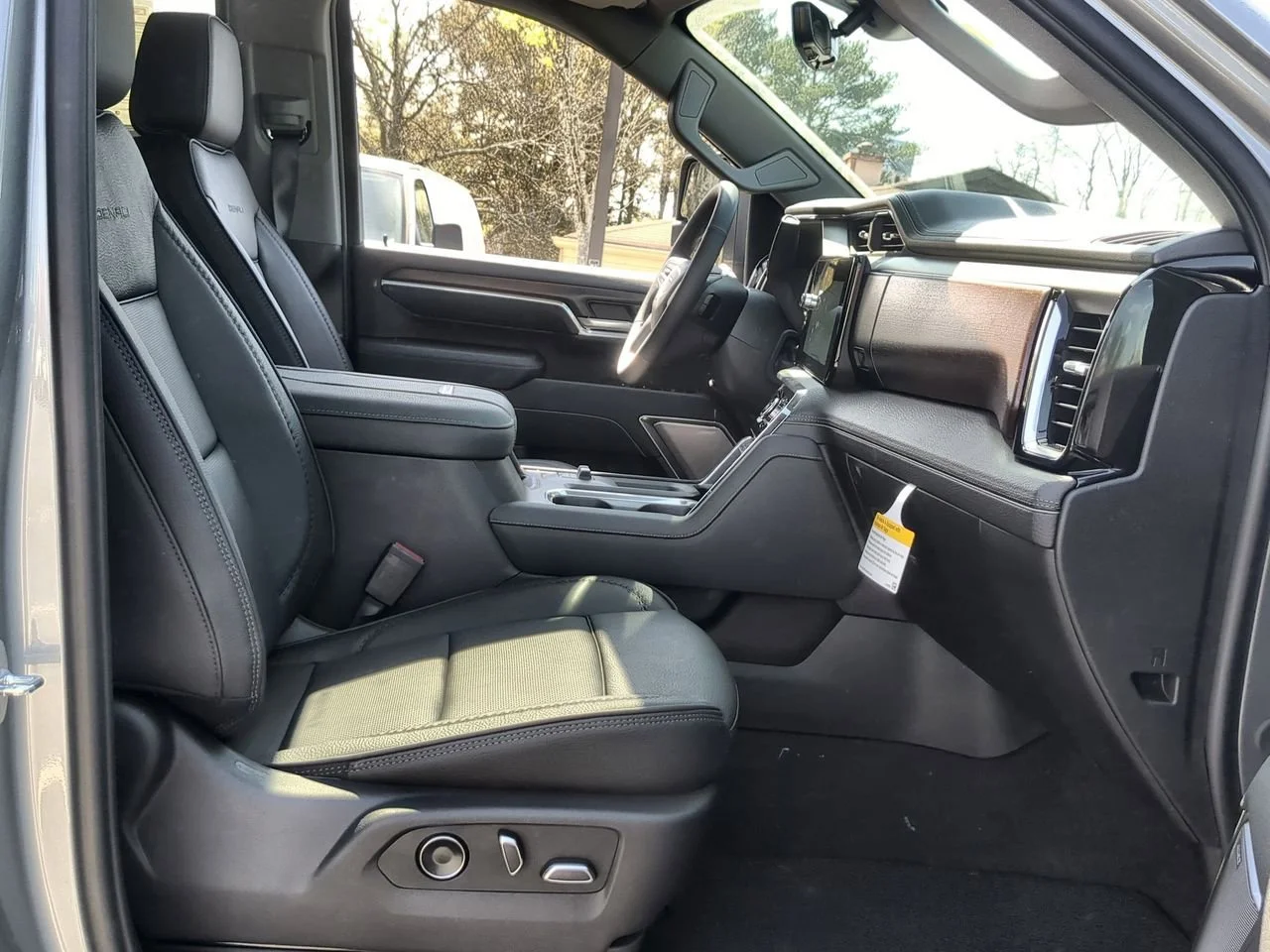 New 2026 Sterling Metallic GMC Denali DRW image 29