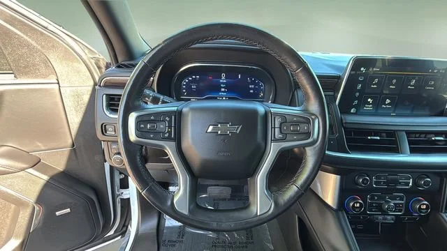 Used 2023 Summit White Chevrolet Z71 image 13
