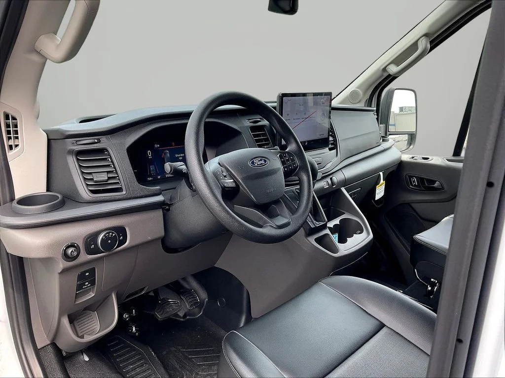 New 2026 Oxford White Ford Cargo Van image 7