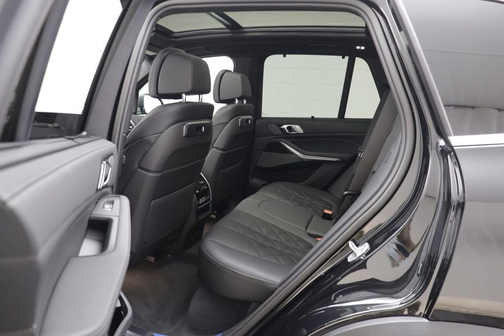 New 2026 Black Sapphire Metallic BMW xDrive50e image 15